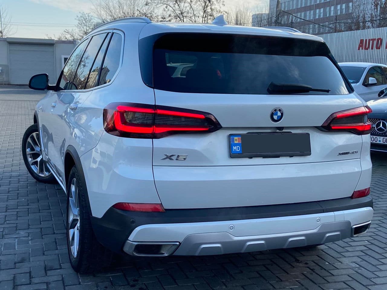 2020 BMW X5 4.0i — Miniatură 4