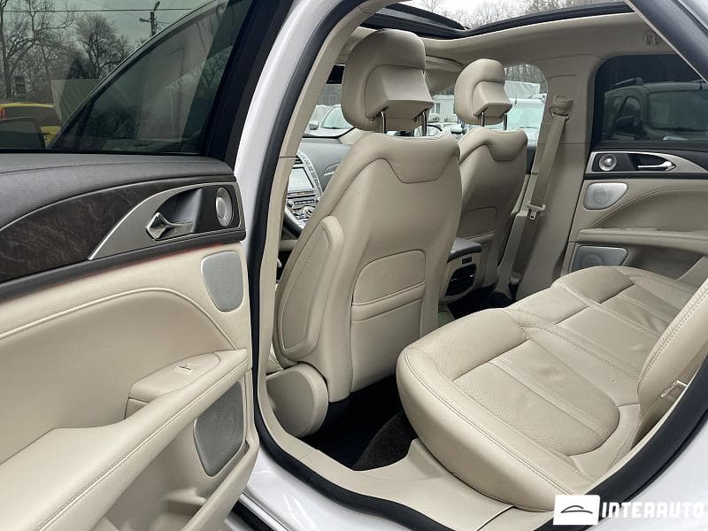 2017 Lincoln MKZ — Miniatură 22