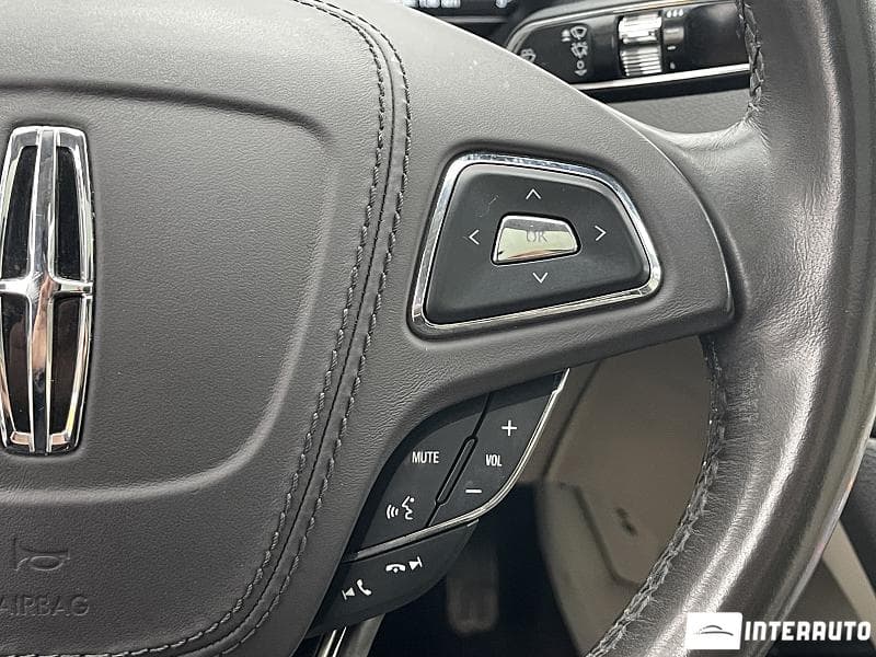 2017 Lincoln MKZ — Miniatură 20