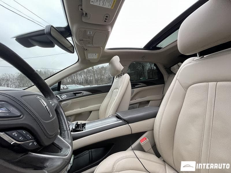 2017 Lincoln MKZ — Miniatură 9