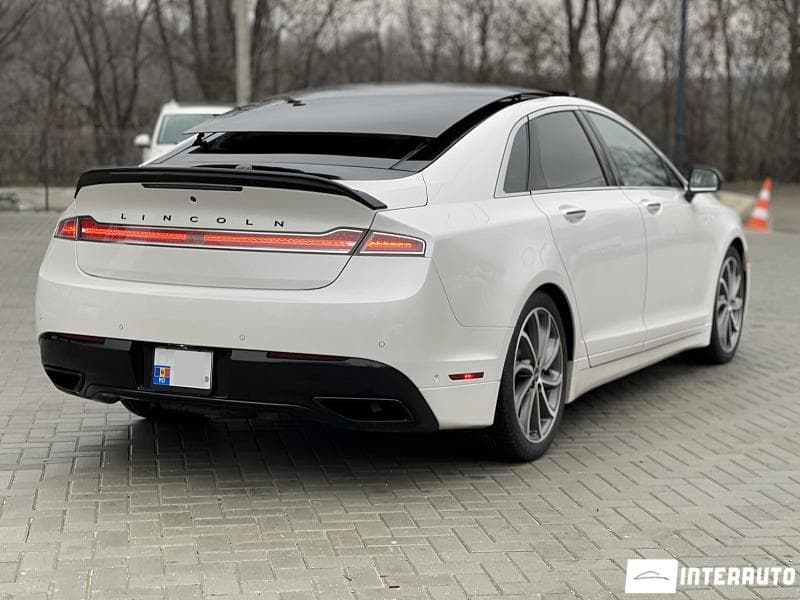 2017 Lincoln MKZ — Miniatură 2