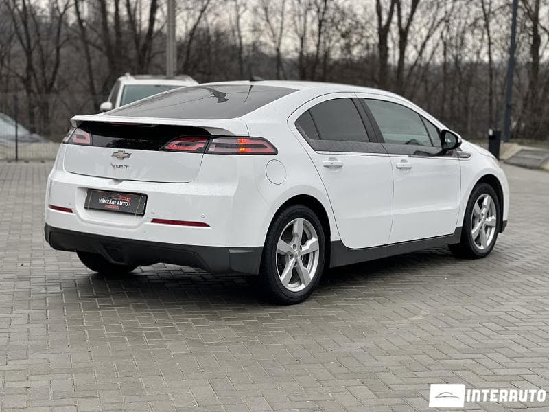 2013 Chevrolet Volt — Miniatură 2