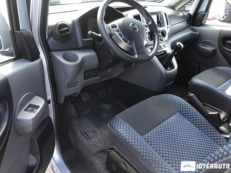 2012 Nissan NV200 — Miniatură 7