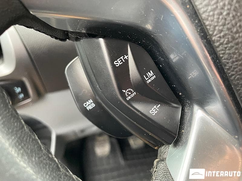 2013 Ford Transit — Miniatură 13