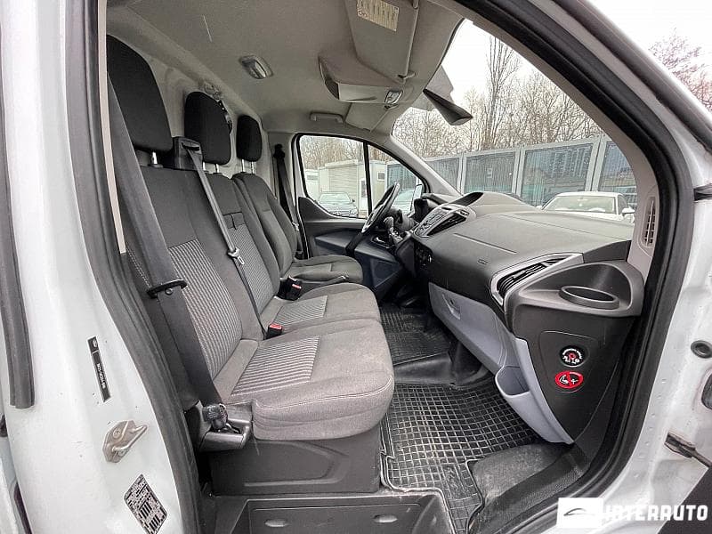2013 Ford Transit — Miniatură 18