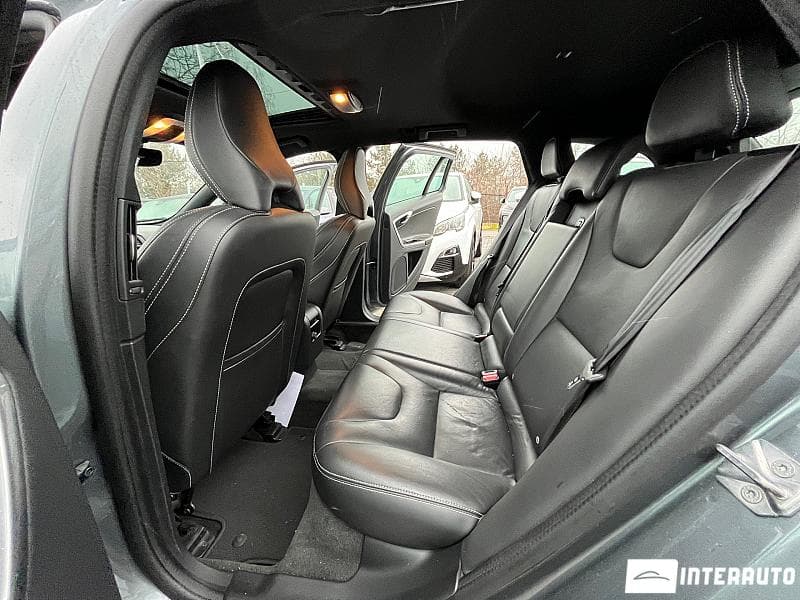 2016 Volvo V 60 — Miniatură 14