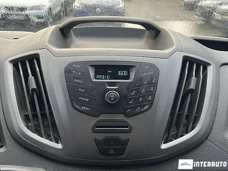 2016 Ford Transit — Miniatură 10