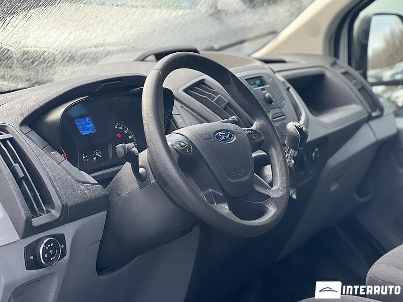 2016 Ford Transit — Miniatură 17