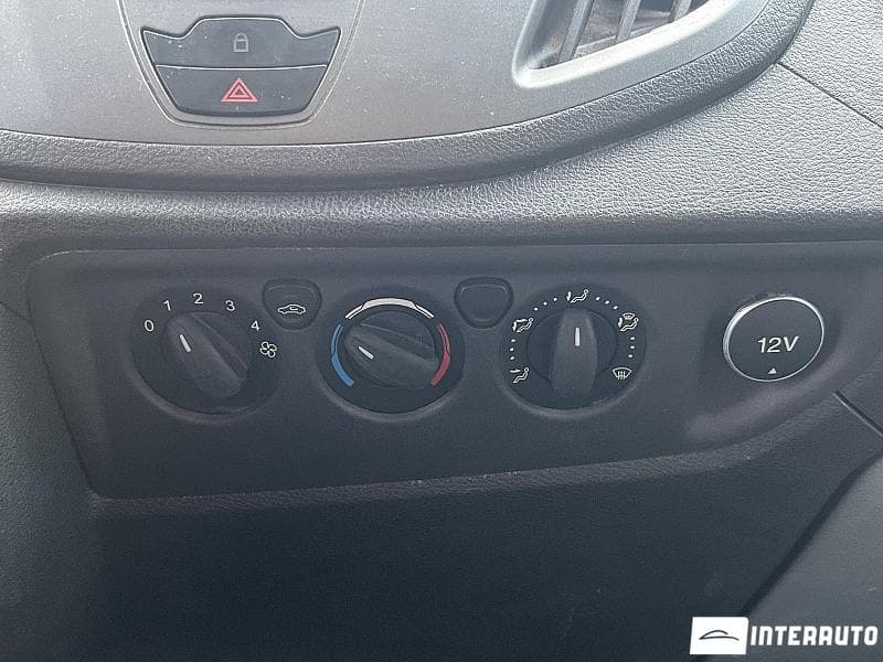 2016 Ford Transit — Miniatură 9