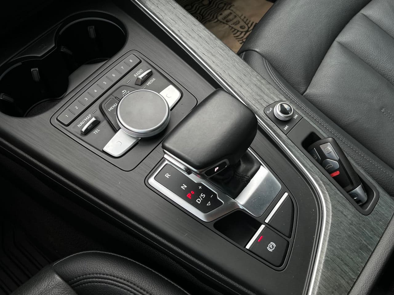 Audi A4 2016 — Миниатюра 18