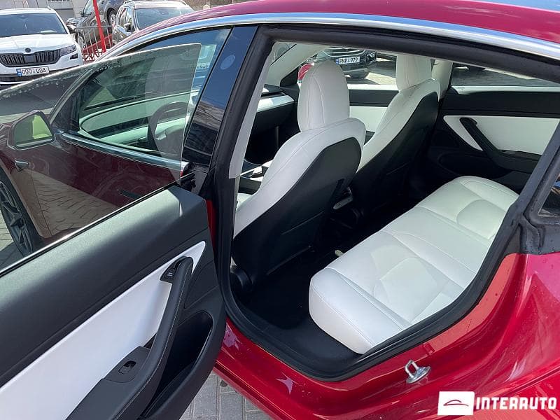 Tesla Model 3 2020 — Миниатюра 19