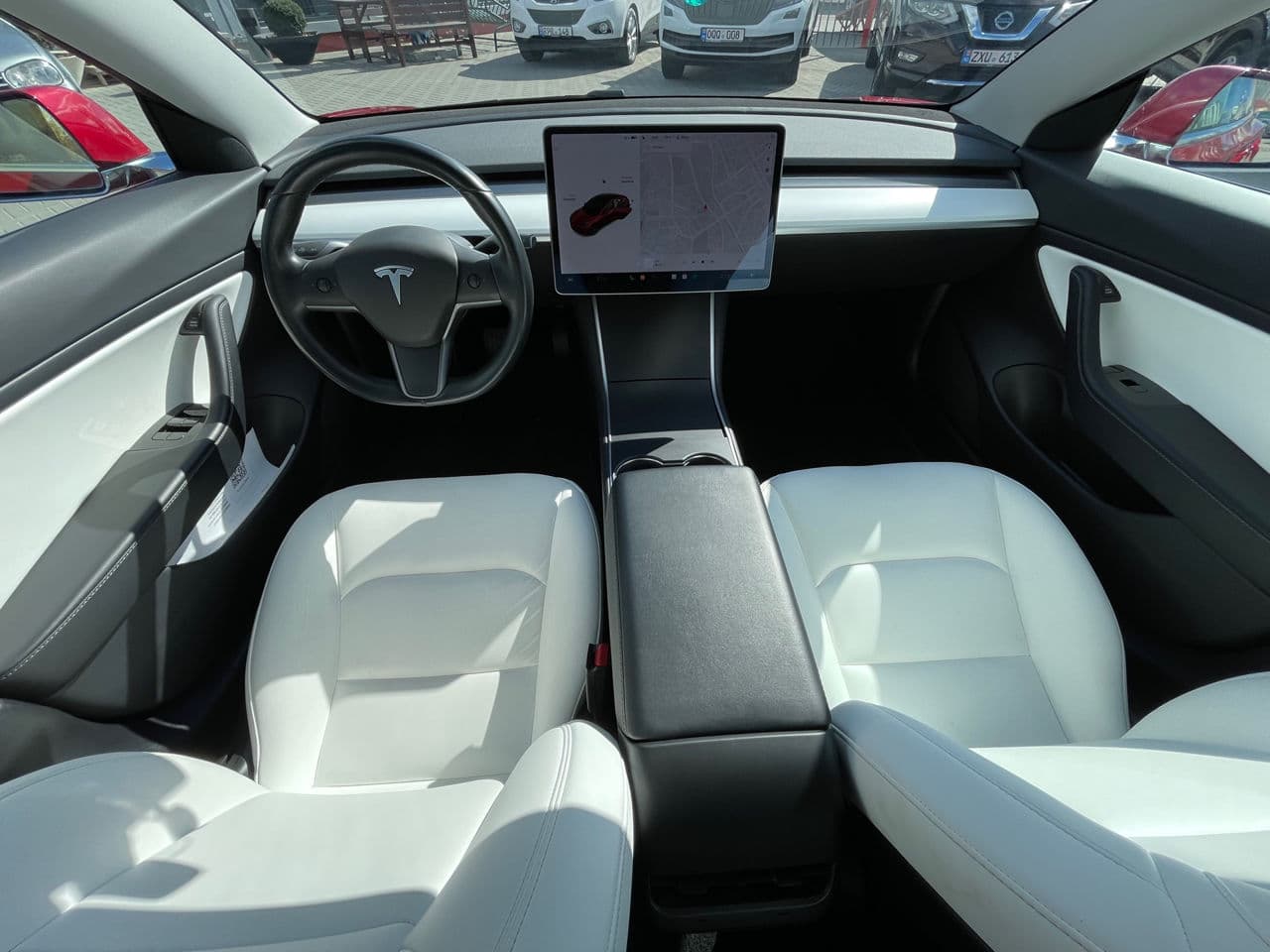 Tesla Model 3 2020 — Миниатюра 12