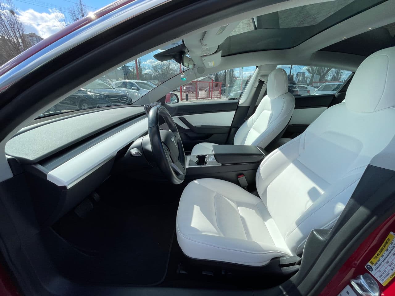 Tesla Model 3 2020 — Миниатюра 9