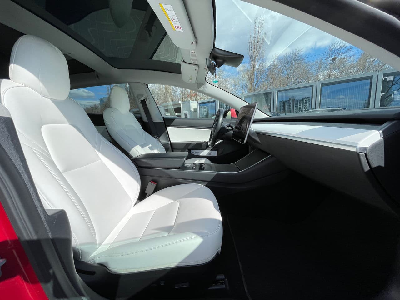 Tesla Model 3 2020 — Миниатюра 17