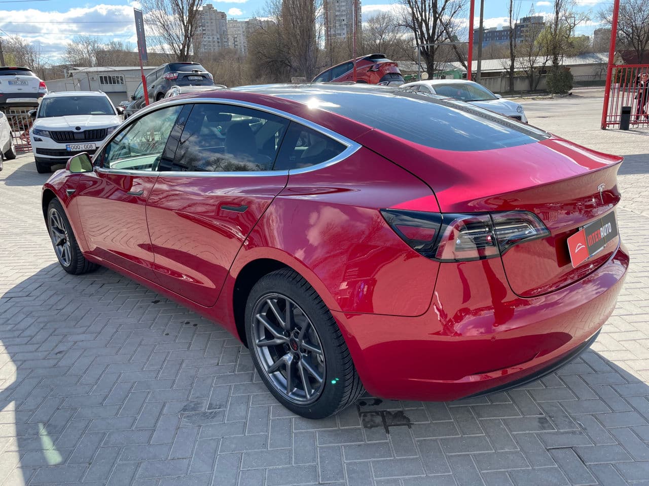 Tesla Model 3 2020 — Миниатюра 6