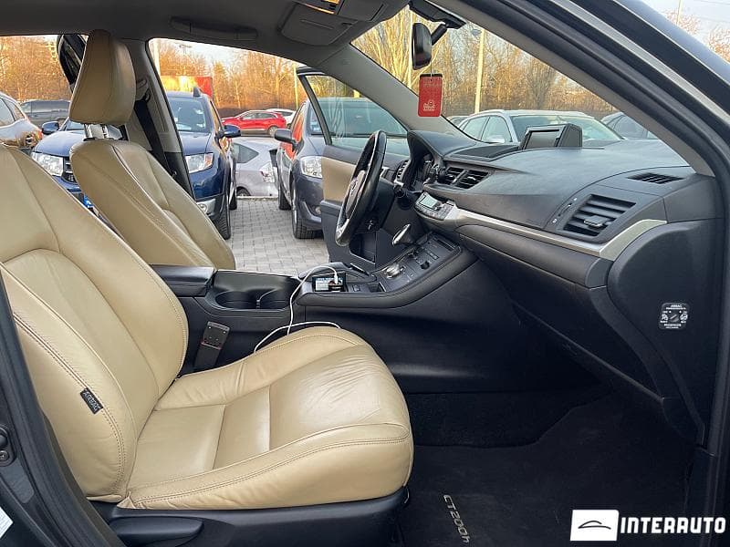 2011 Lexus CT 200h — Miniatură 15