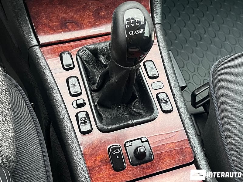 2001 Mercedes E 200 — Miniatură 9