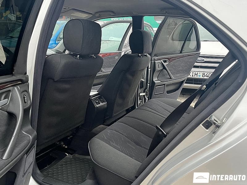2001 Mercedes E 200 — Miniatură 10