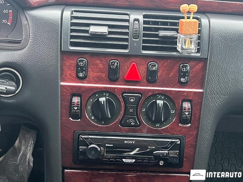 2001 Mercedes E 200 — Miniatură 8
