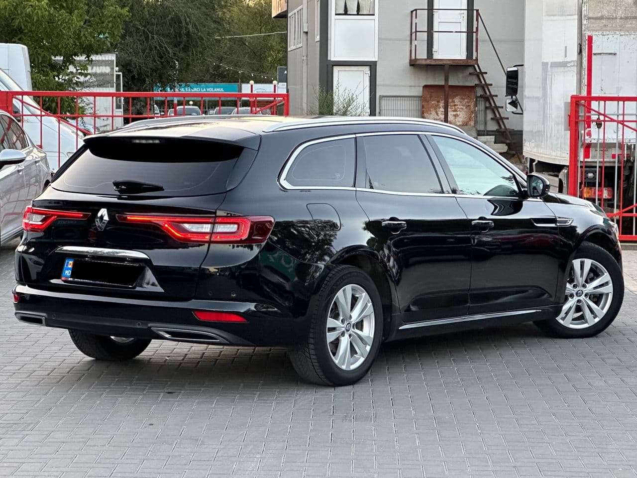Renault Talisman 2016 — Миниатюра 3