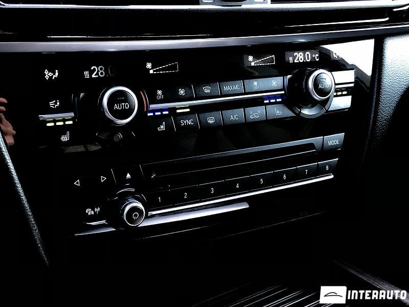 BMW X5 2.5D 2015 — Миниатюра 16