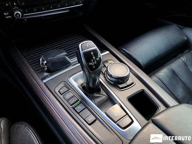 BMW X5 2.5D 2015 — Миниатюра 18