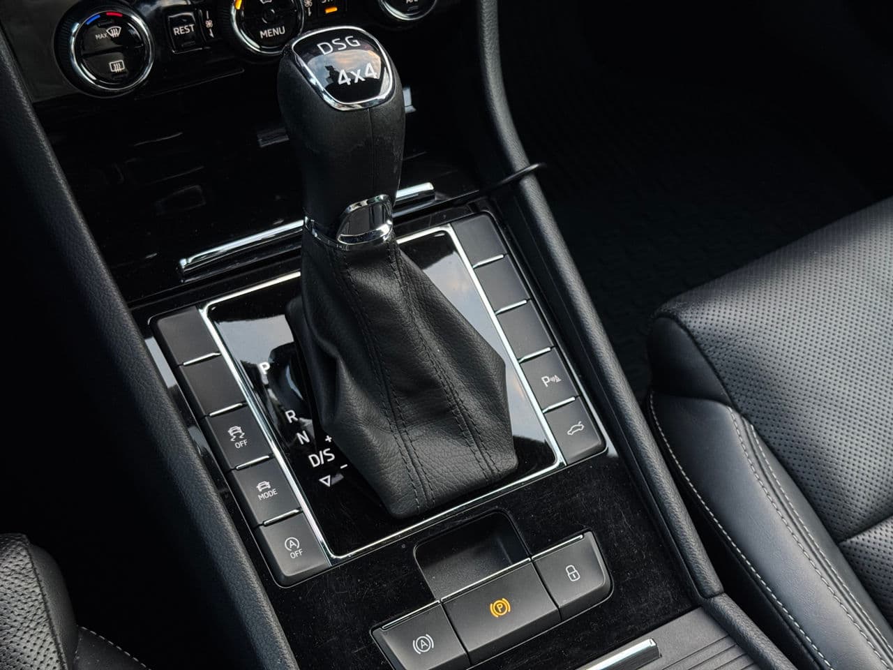 Skoda Superb 2019 — Миниатюра 12