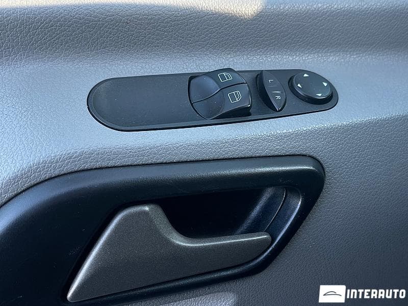 Mercedes Sprinter 2015 — Миниатюра 10