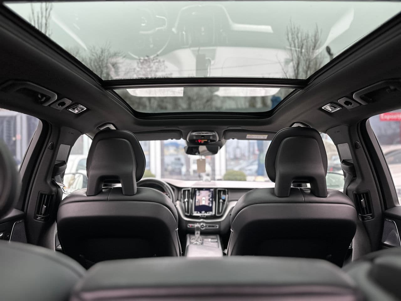 Volvo XC 60 2017 — Миниатюра 21