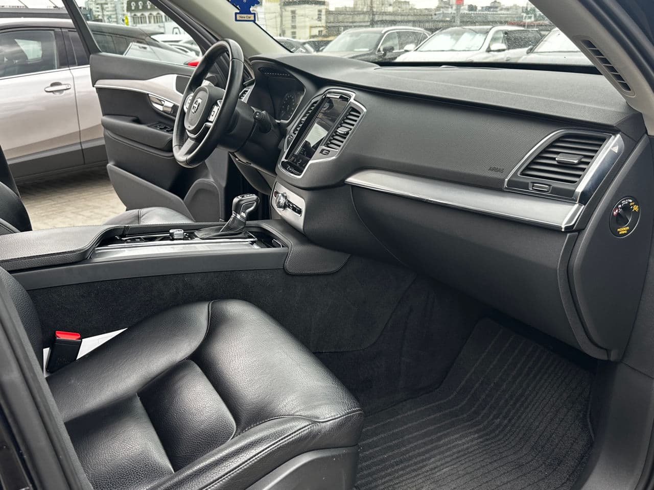 Volvo XC 90 2017 — Миниатюра 14
