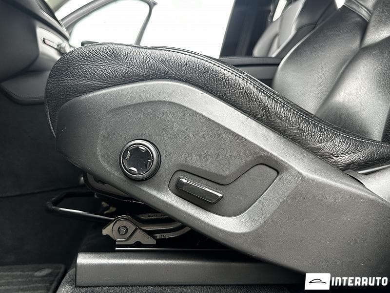 Volvo XC 90 2017 — Миниатюра 16