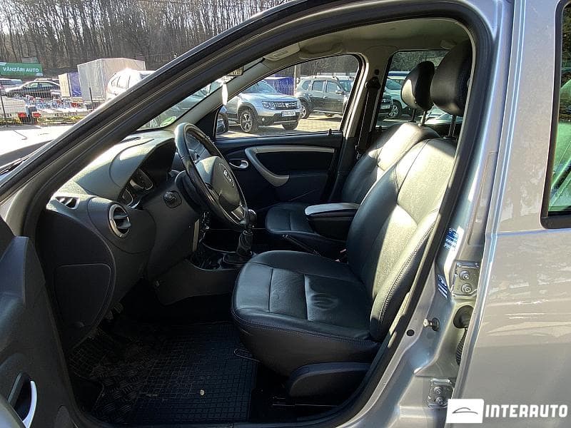 2013 Dacia Duster — Miniatură 5