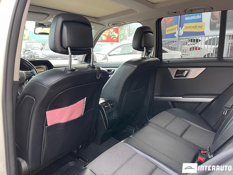 2010 Mercedes GLK 220 — Miniatură 18