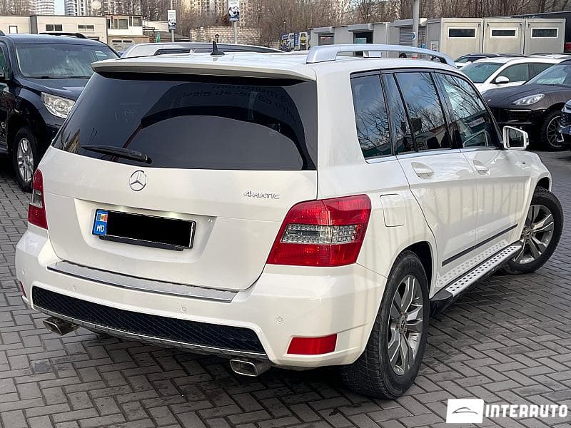 2010 Mercedes GLK 220 — Miniatură 3