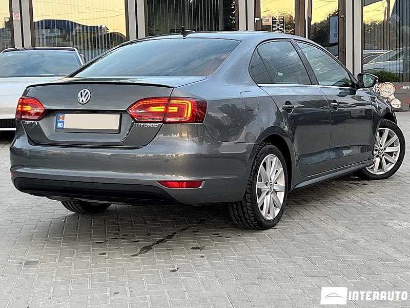 2013 Volkswagen Jetta — Miniatură 2