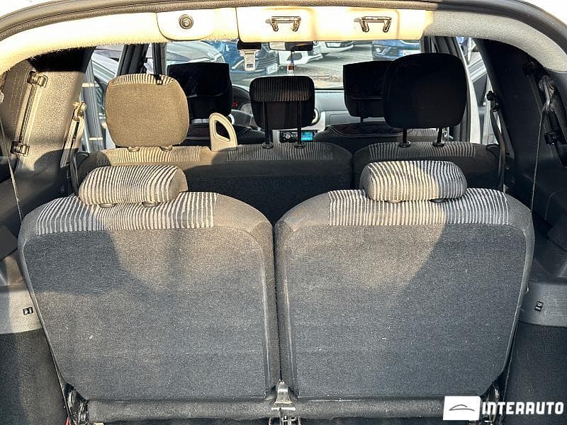 2011 Dacia Logan MCV — Miniatură 14