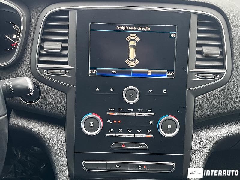 2017 Renault Megane — Miniatură 8