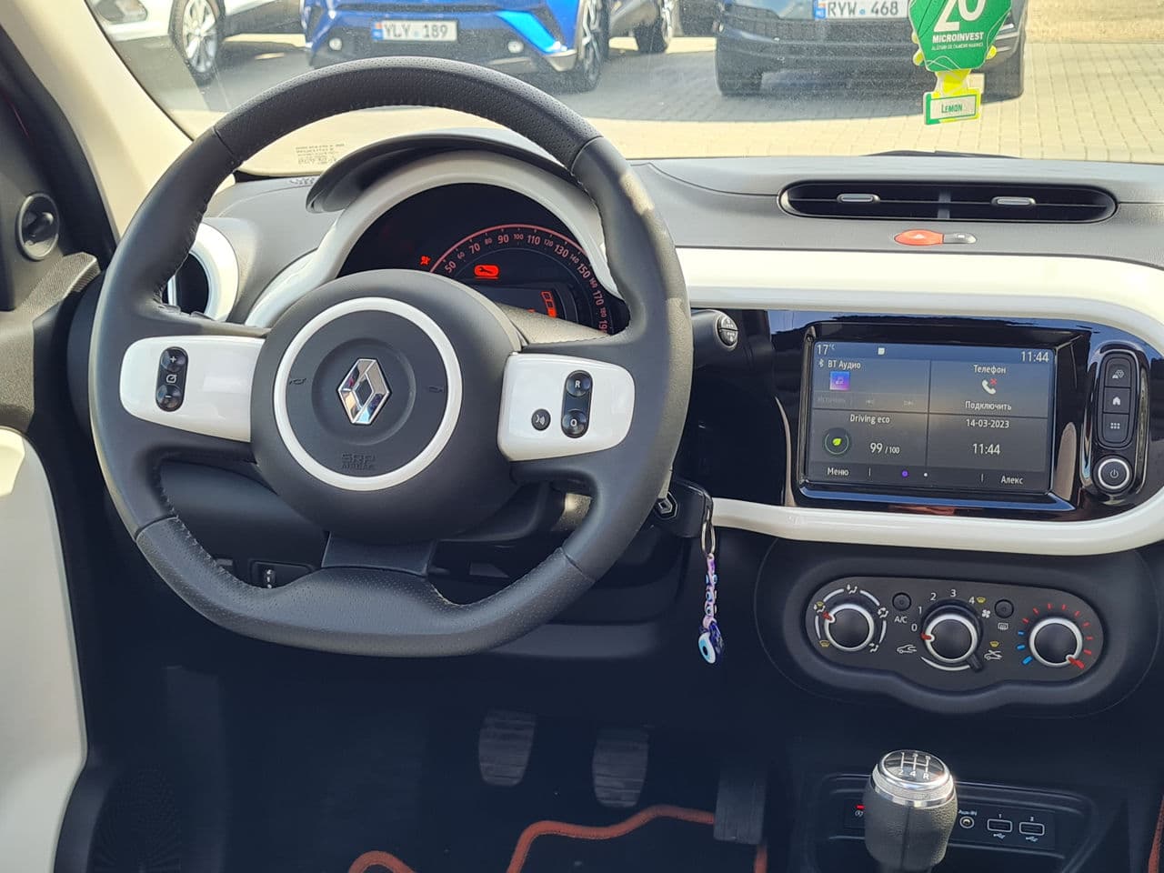 Renault Twingo 2020 — Миниатюра 12