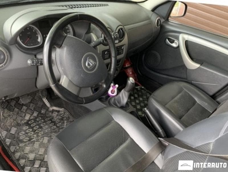 2013 Dacia Duster — Miniatură 7
