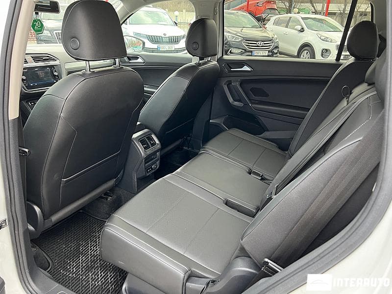 2017 Volkswagen Tiguan — Miniatură 17