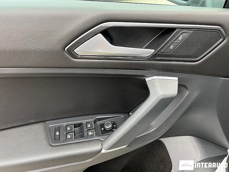 2017 Volkswagen Tiguan — Miniatură 7
