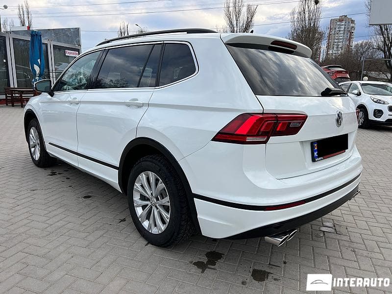 2017 Volkswagen Tiguan — Miniatură 4