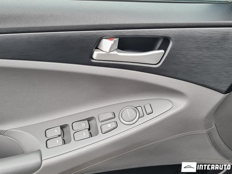2011 Hyundai Sonata — Miniatură 15