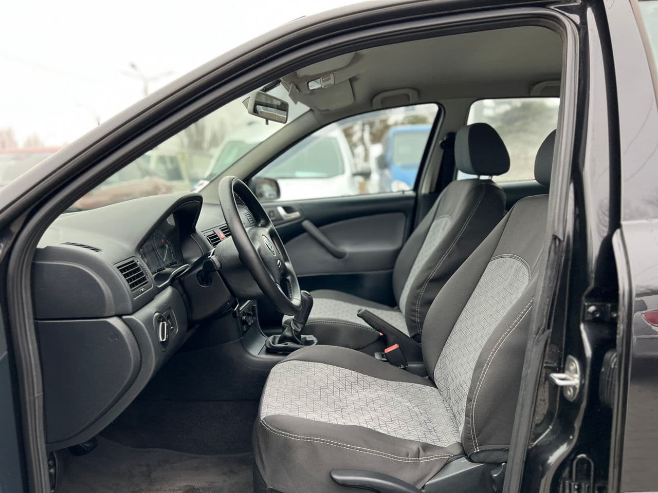 Skoda Octavia 2006 — Миниатюра 10