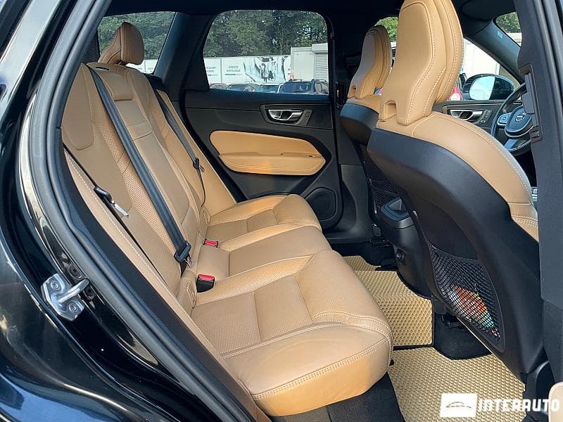 Volvo XC 60 2018 — Миниатюра 19