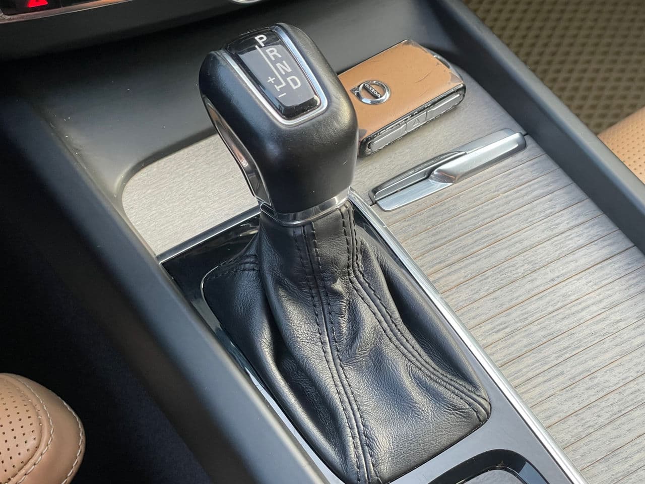 Volvo XC 60 2018 — Миниатюра 14