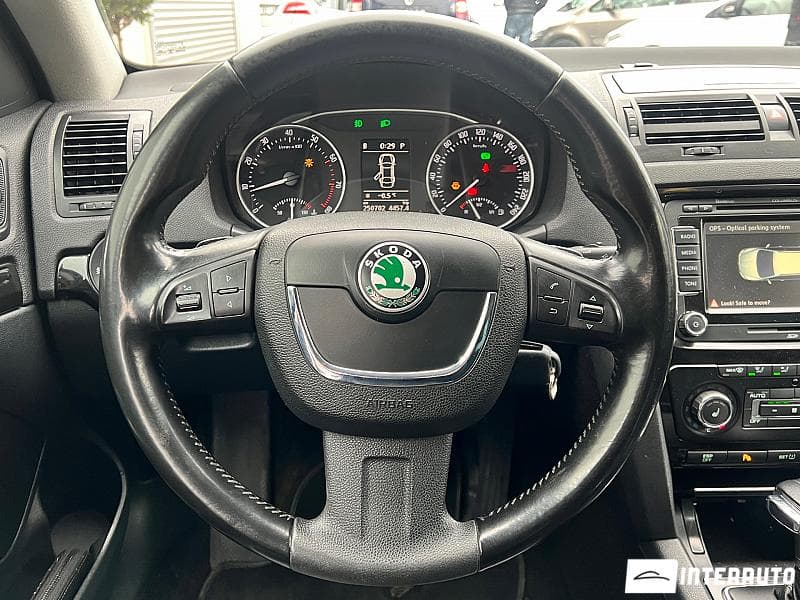2009 Skoda Octavia — Miniatură 9