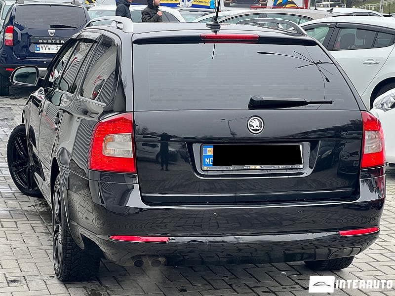 2009 Skoda Octavia — Miniatură 2