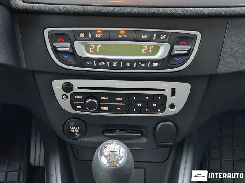 2015 Renault Megane — Miniatură 13