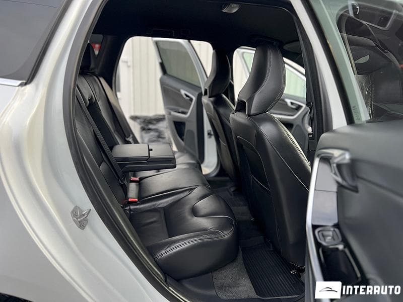 2017 Volvo XC 60 — Miniatură 18